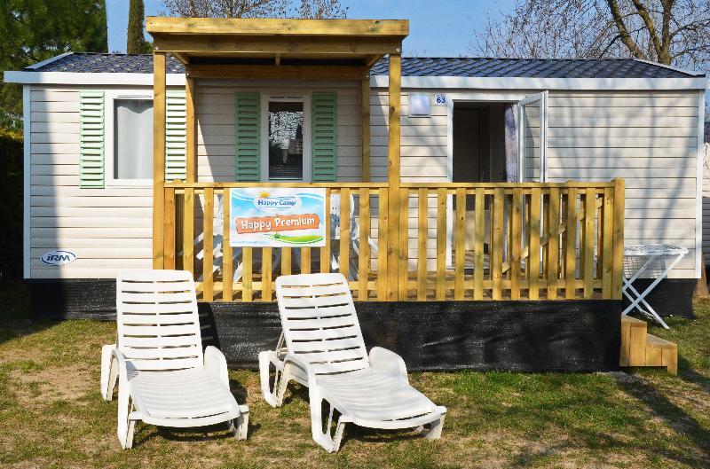 Happy Camp Mobile Homes In Domaine La Yole Camping Lodge Valras-Plage Exterior foto